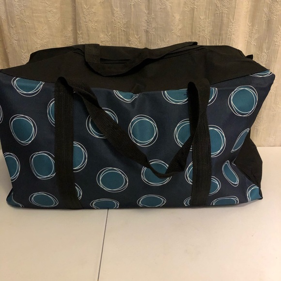 NWT Large Shopper Storage Zipper Closure Tote bag - Picture 2 of 5
